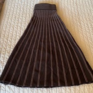 🌟 EUC Max Studio Striped Midi Skirt Sz M 🌟